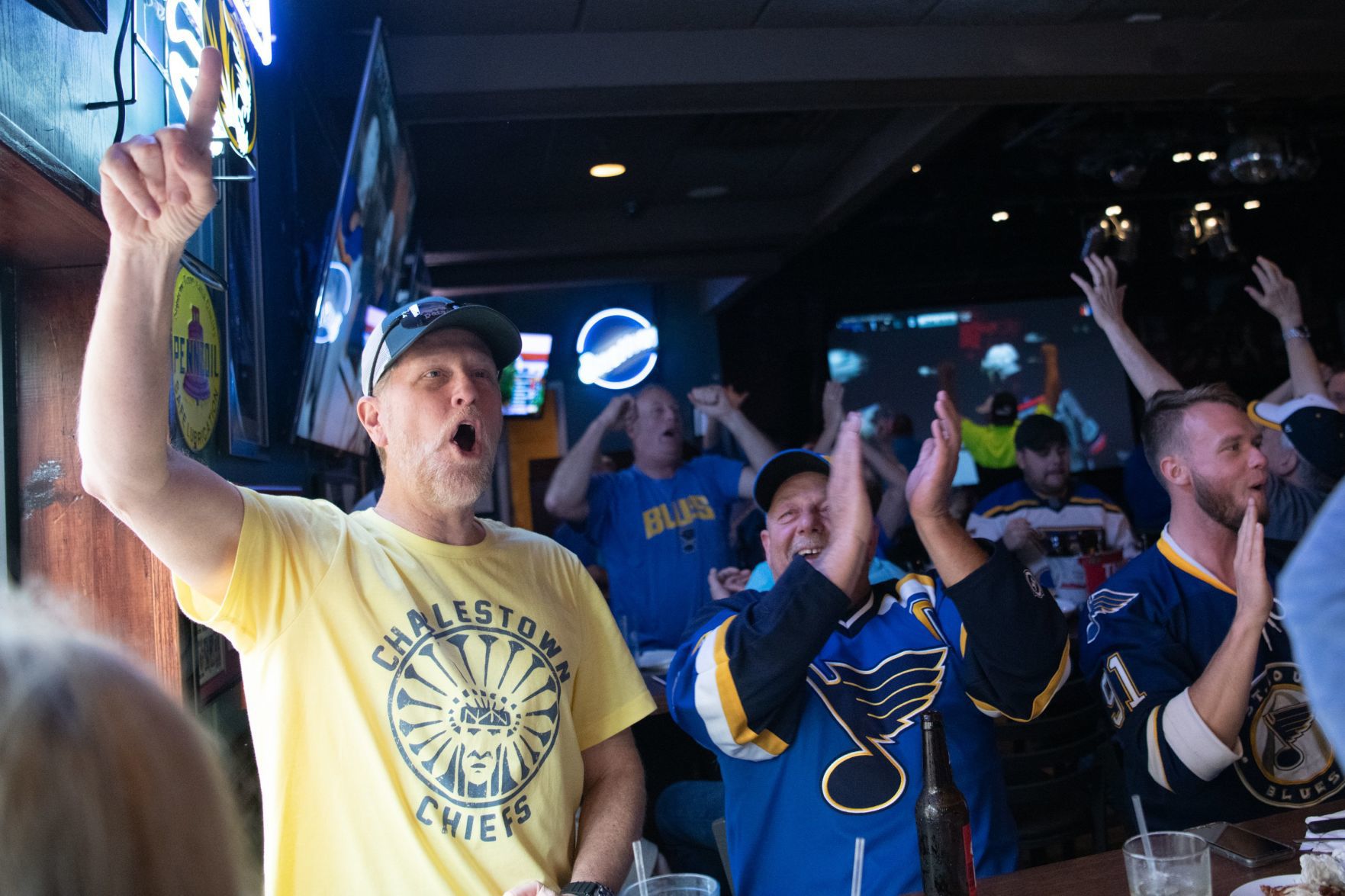 Blues fans watch Game 5 of Western Conference Finals at Syberg's on Dorsett